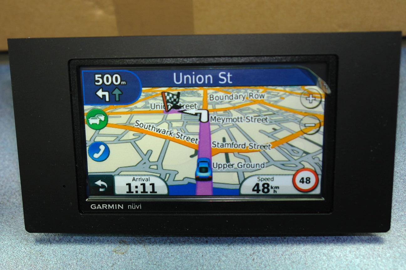 Land Rover Discovery 3 & Range Rover Sport | Retrofit Sat Nav System