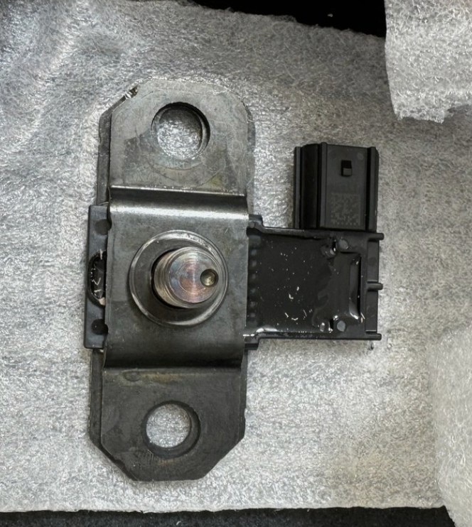 Mercedes X Class Seat Weight Sensor A4709054602 New Genuine OEM Part