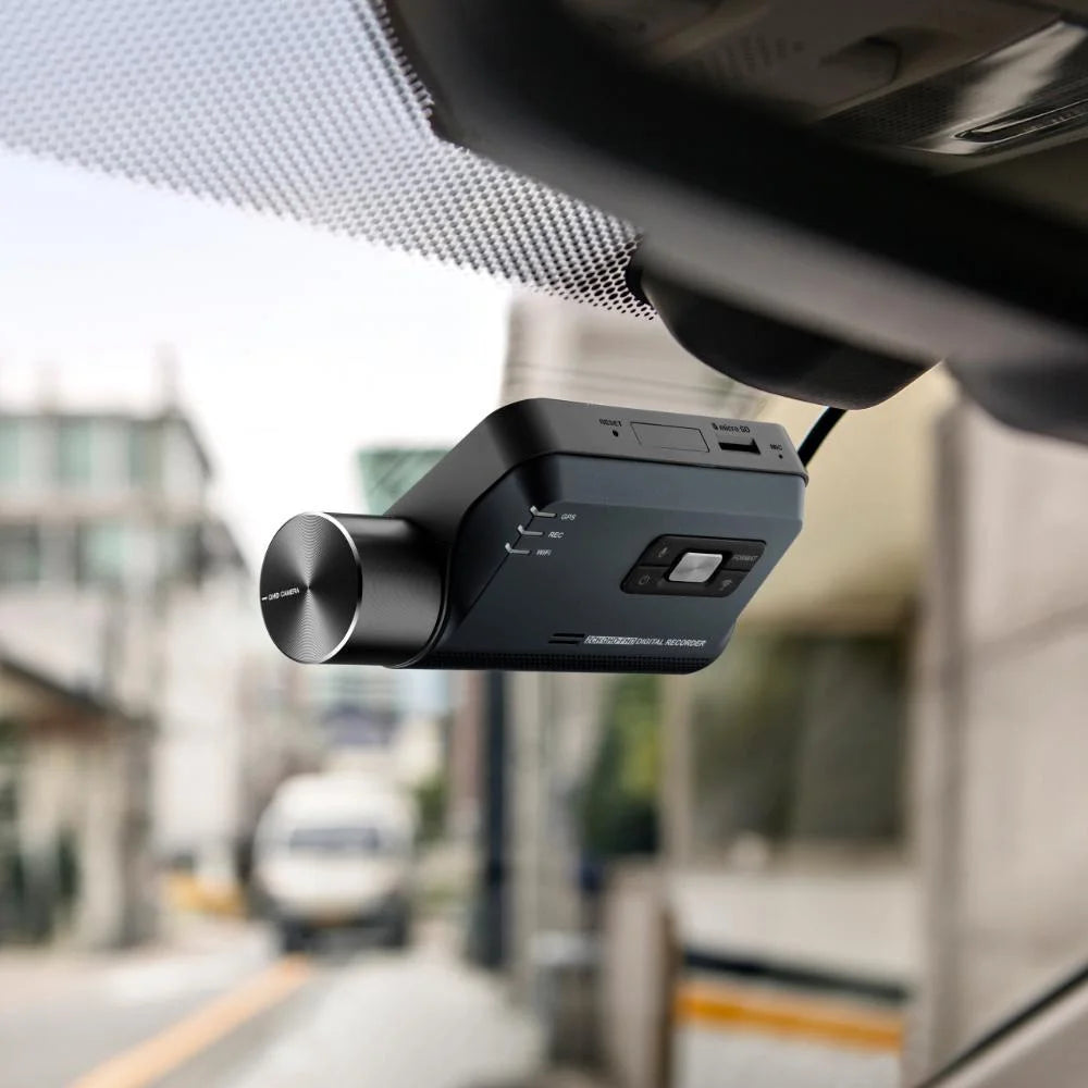 Thinkware Dash Cam Q800 PRO 2K QHD Front And 1080p Rear Camera WiFi Cloud 32GB